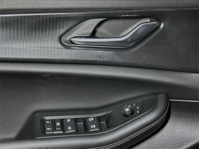 new 2025 Jeep Grand Cherokee L car, priced at $46,547