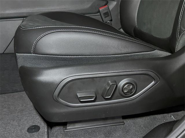 new 2025 Jeep Grand Cherokee L car, priced at $46,547