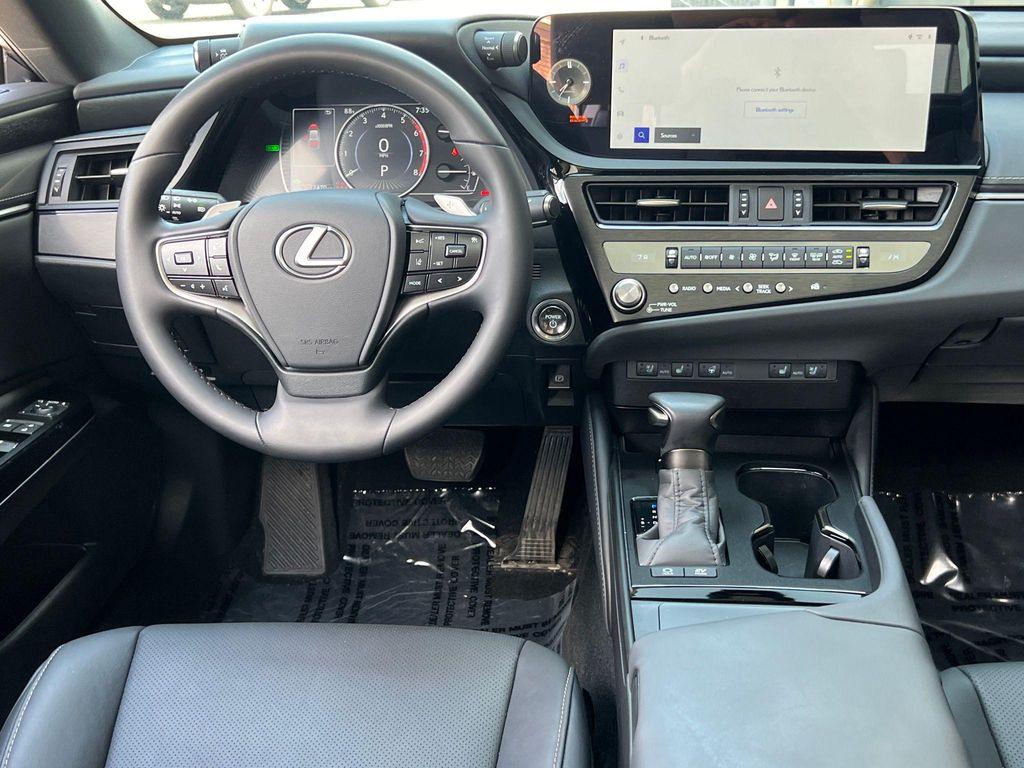 used 2025 Lexus ES 300h car, priced at $46,490