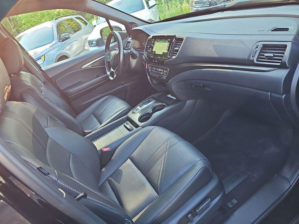 used 2023 Honda Passport car, priced at $31,888
