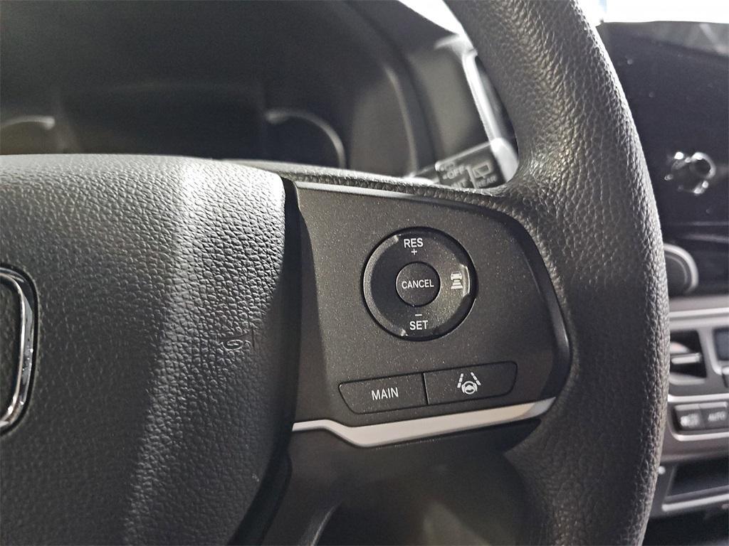 used 2022 Honda Pilot car, priced at $27,889