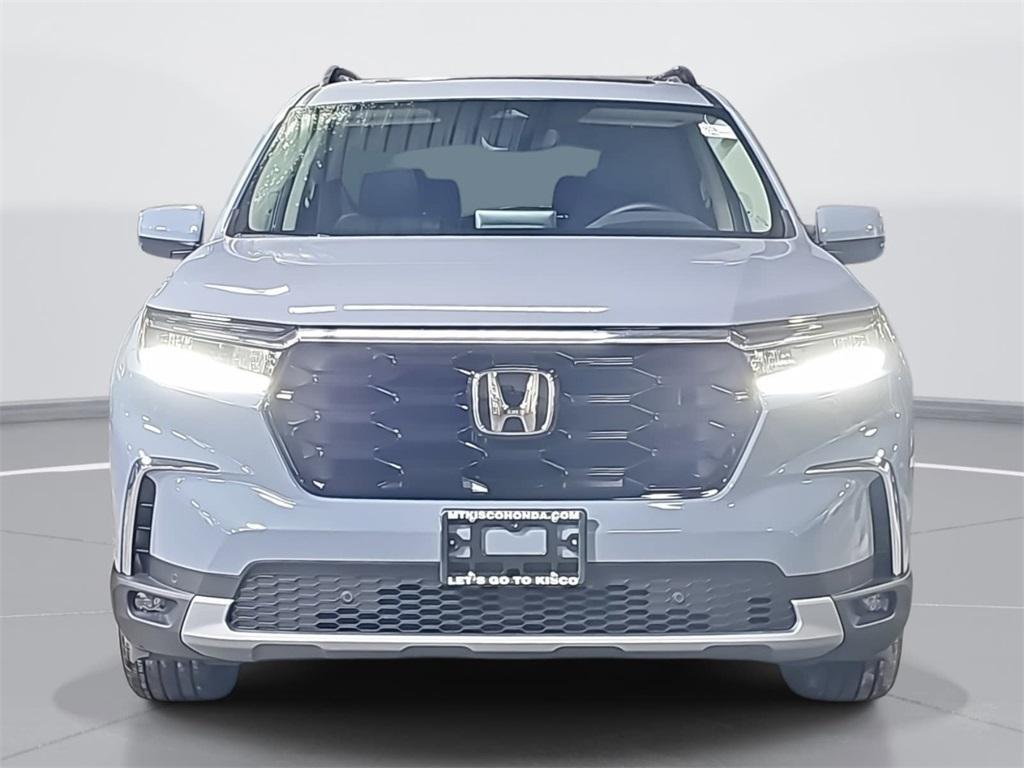 new 2025 Honda Pilot car, priced at $51,550