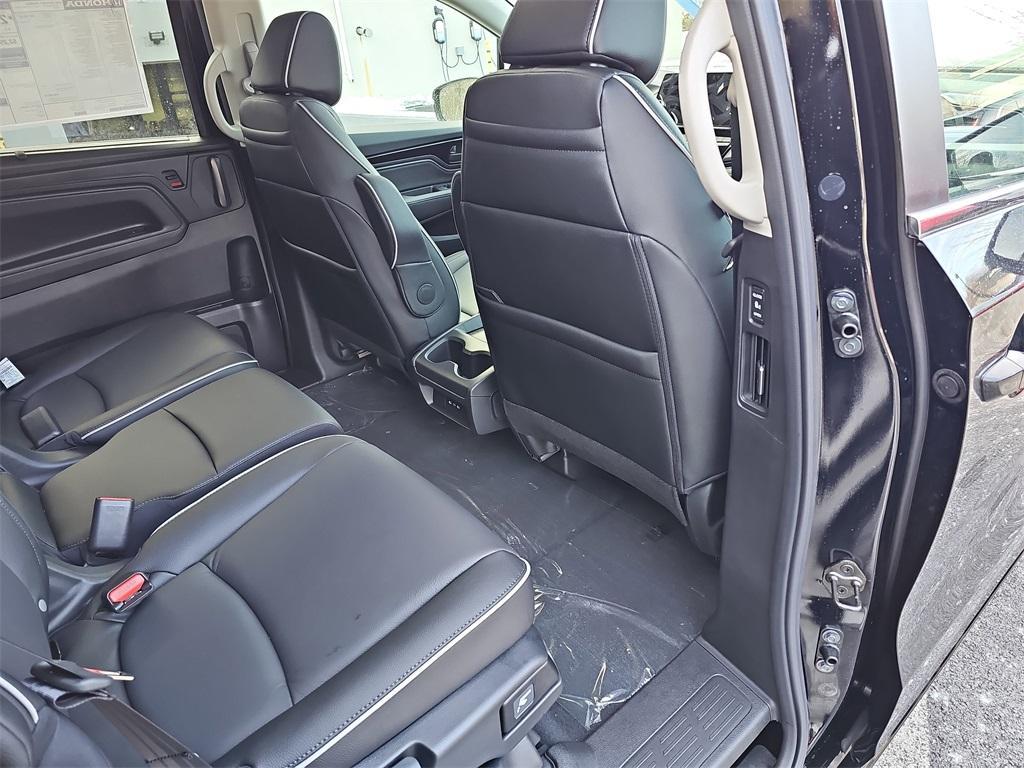 new 2026 Honda Odyssey car, priced at $48,990