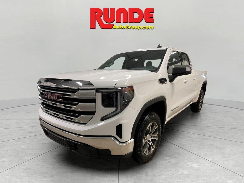 new 2025 GMC Sierra 1500 car, priced at $54,022