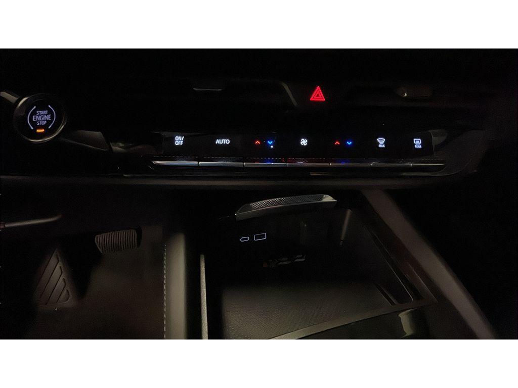 new 2026 Buick Envision car, priced at $43,005