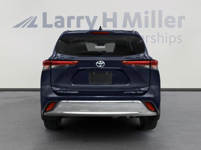 used 2021 Toyota Highlander car, priced at $32,995