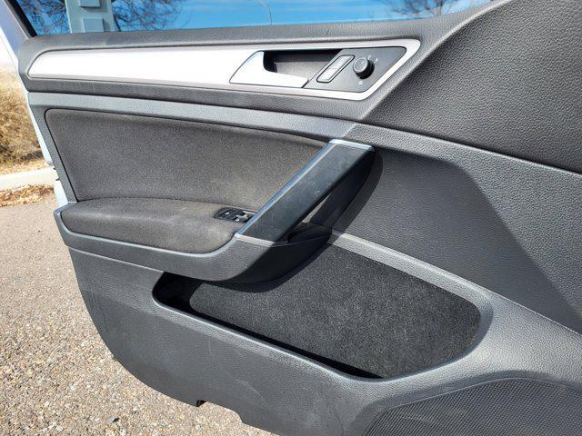 used 2016 Volkswagen e-Golf car, priced at $6,995