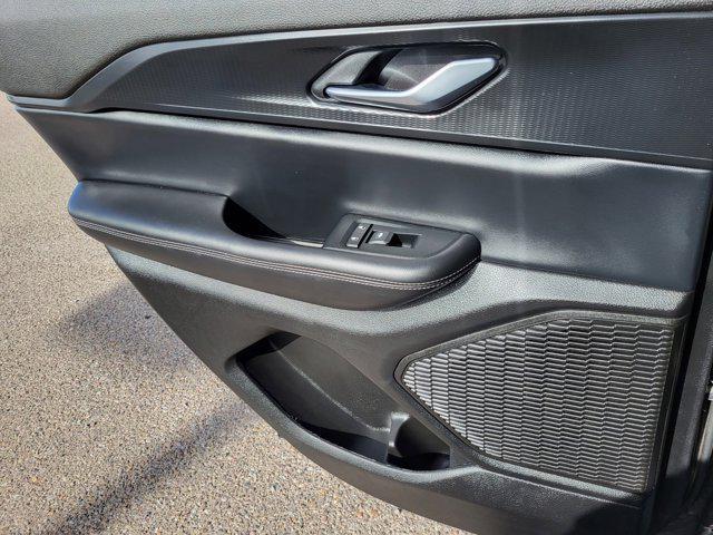 used 2024 Jeep Grand Cherokee car, priced at $29,995