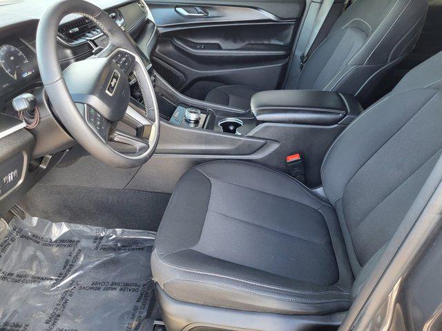 used 2024 Jeep Grand Cherokee car, priced at $29,995