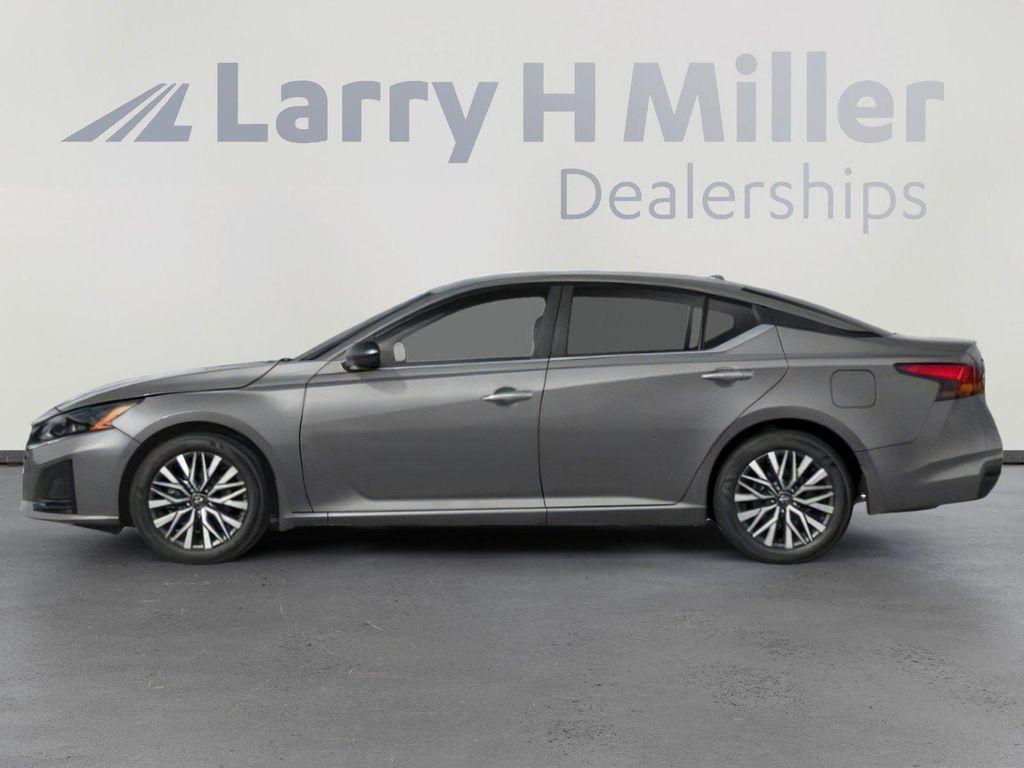 used 2025 Nissan Altima car, priced at $24,344