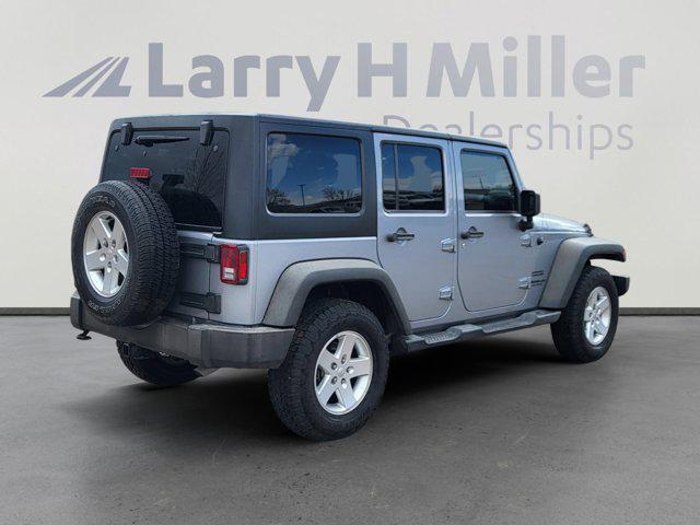 used 2015 Jeep Wrangler Unlimited car, priced at $16,995