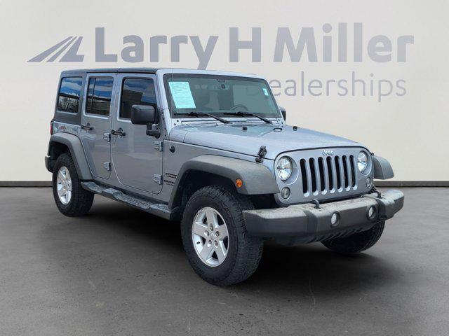 used 2015 Jeep Wrangler Unlimited car, priced at $16,995