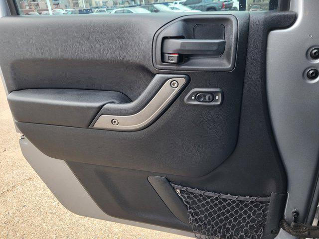 used 2015 Jeep Wrangler Unlimited car, priced at $16,995