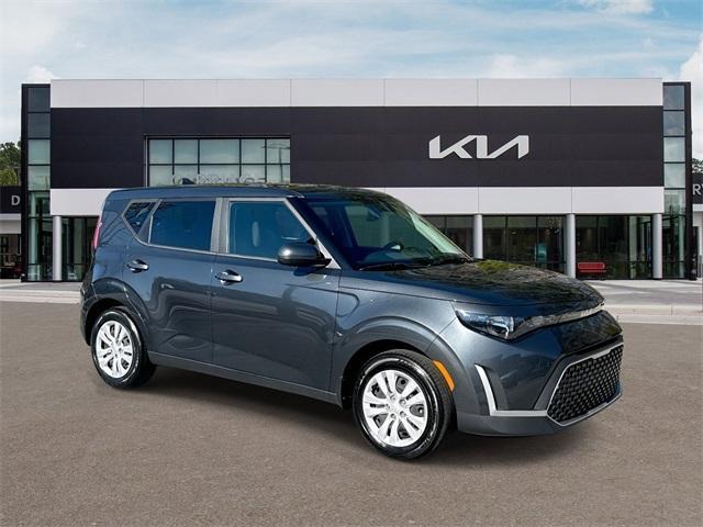 used 2023 Kia Soul car, priced at $17,212