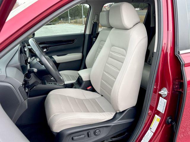 used 2023 Honda CR-V car, priced at $32,002