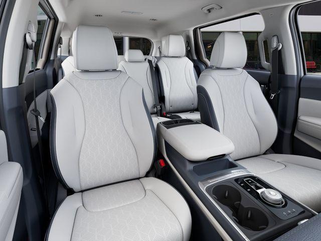 new 2026 Kia Carnival Hybrid car, priced at $45,991