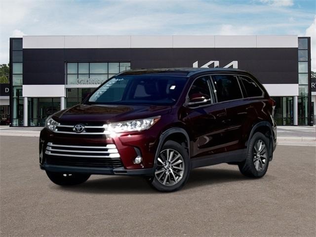used 2019 Toyota Highlander car, priced at $28,783