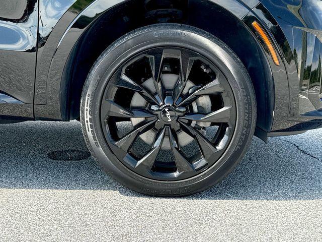 used 2023 Kia Sorento car, priced at $28,747