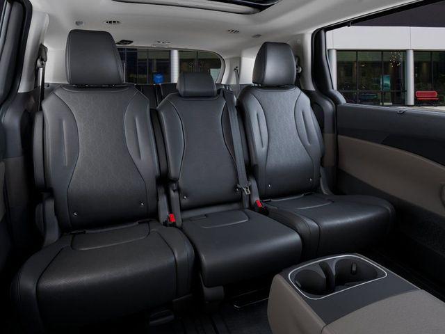 new 2026 Kia Carnival Hybrid car, priced at $51,164