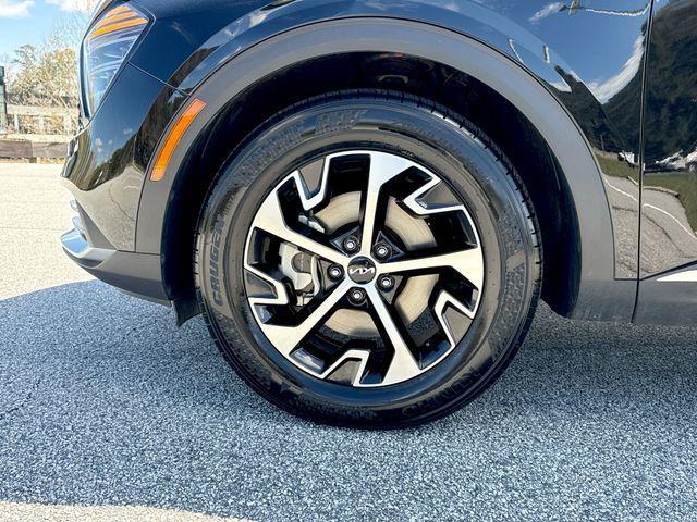 used 2025 Kia Sportage car, priced at $27,059