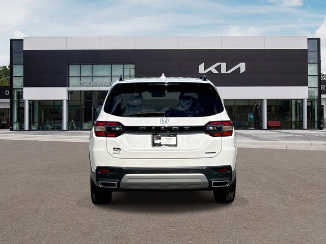 used 2024 Honda Pilot car, priced at $42,105