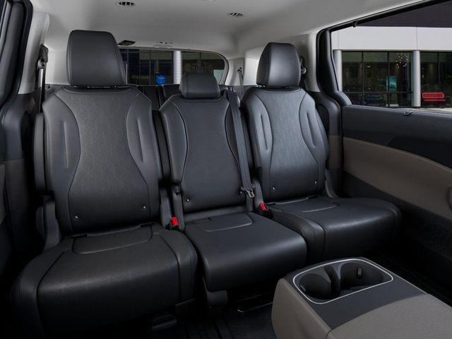 new 2026 Kia Carnival Hybrid car, priced at $46,294