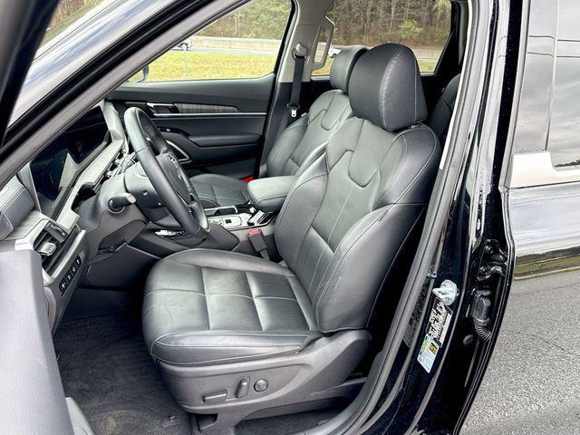 used 2023 Kia Telluride car, priced at $33,937