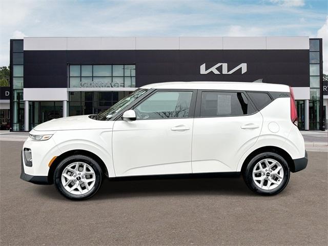 used 2022 Kia Soul car, priced at $16,057
