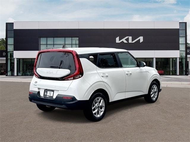 used 2022 Kia Soul car, priced at $16,057