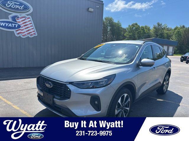 used 2024 Ford Escape car, priced at $23,995