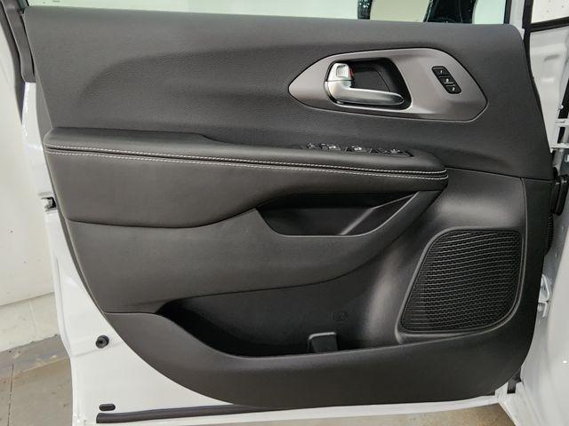 new 2026 Chrysler Pacifica car, priced at $46,827