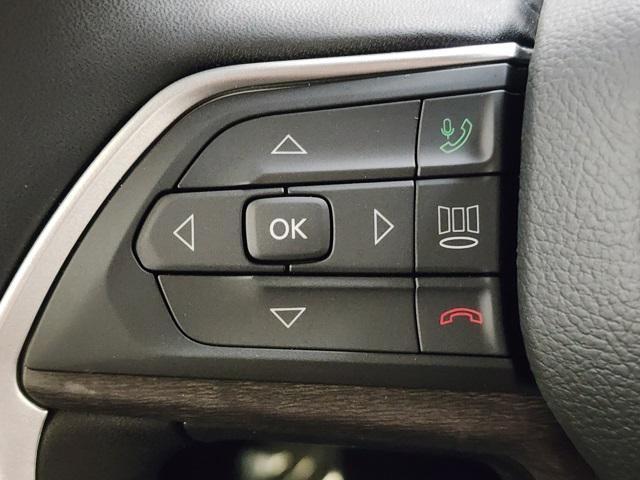 new 2025 Jeep Grand Cherokee car, priced at $44,724