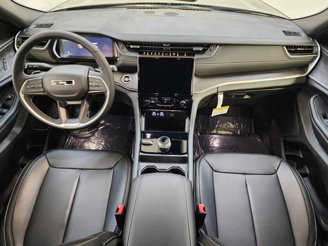 new 2025 Jeep Grand Cherokee car, priced at $44,724