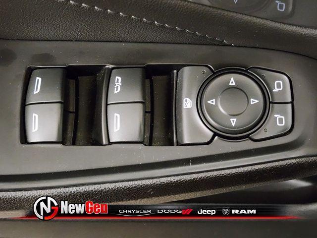 used 2023 Chevrolet Traverse car, priced at $24,500