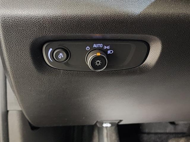 used 2023 Chevrolet Traverse car, priced at $27,426