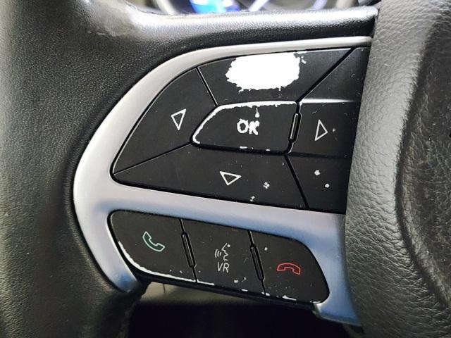 used 2016 Chrysler 200 car, priced at $5,995