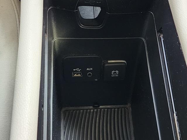 used 2016 Chrysler 200 car, priced at $5,995