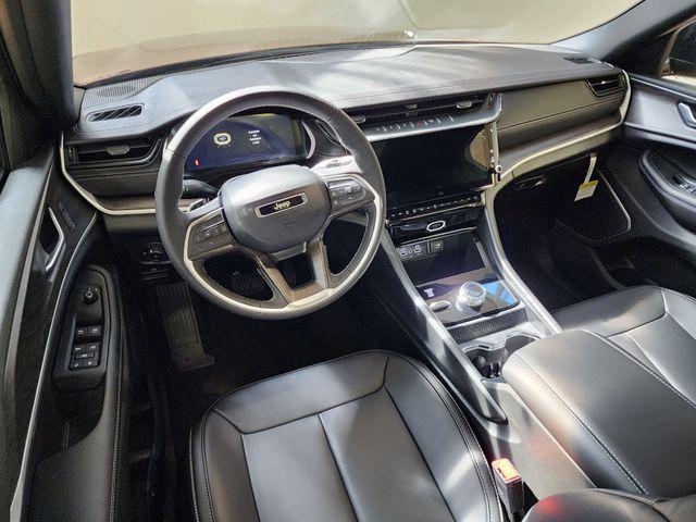 new 2026 Jeep Grand Cherokee car, priced at $48,454