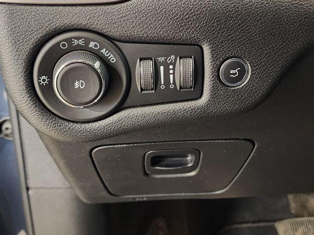 used 2021 Jeep Cherokee car, priced at $20,866