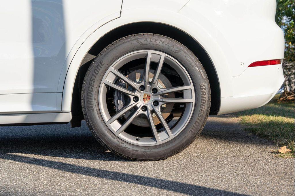 used 2025 Porsche Cayenne car, priced at $89,492