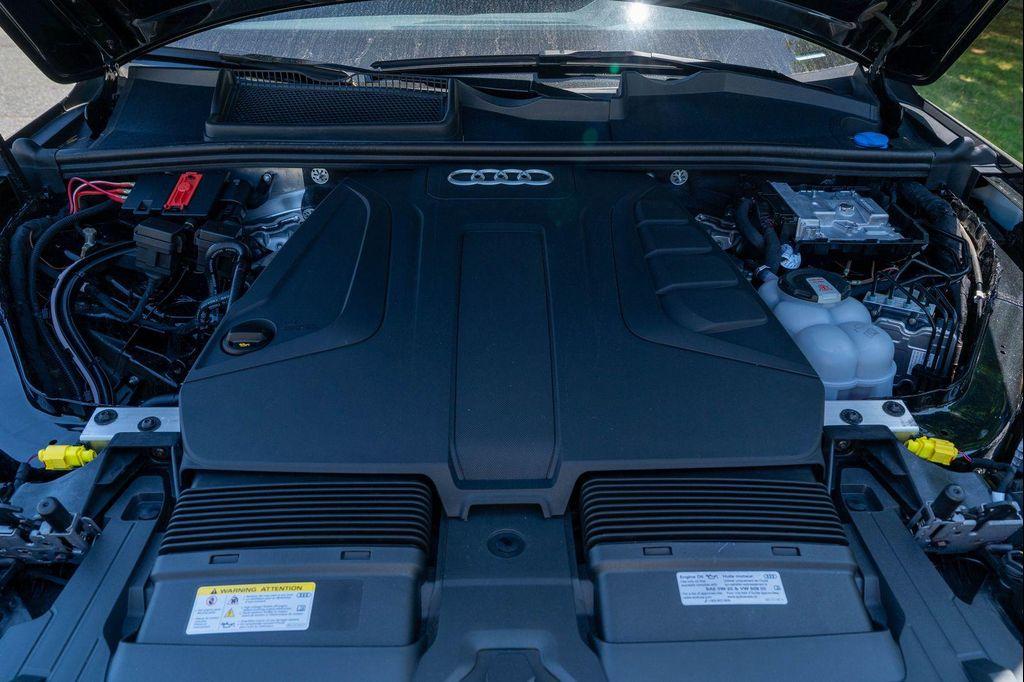 used 2025 Audi Q7 car, priced at $49,994