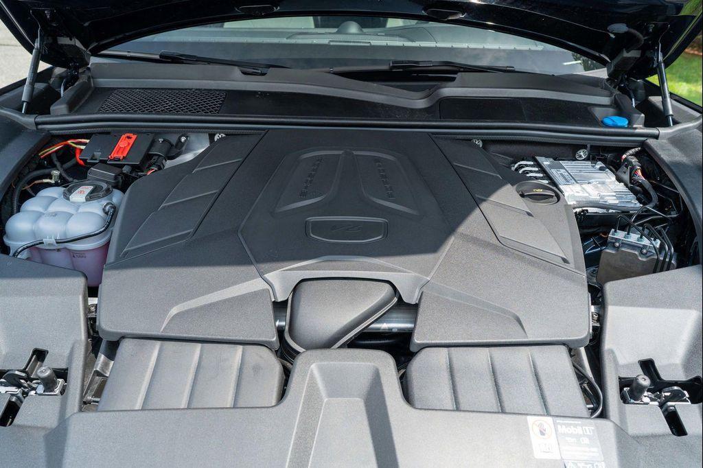 new 2025 Porsche Cayenne car, priced at $113,805