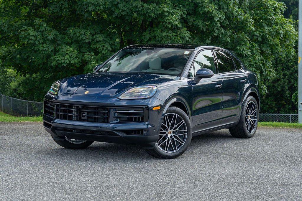 new 2025 Porsche Cayenne car, priced at $113,805