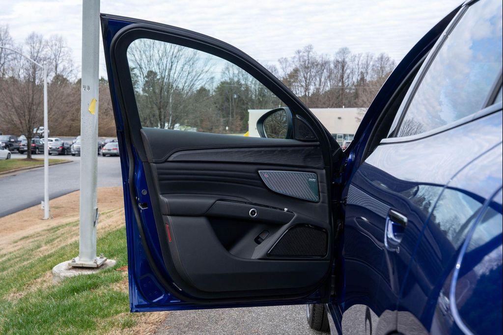 new 2026 Maserati Grecale car, priced at $91,915