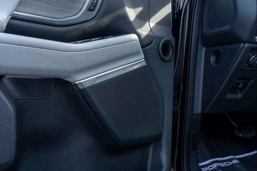 used 2025 Ford Expedition Max car, priced at $71,990