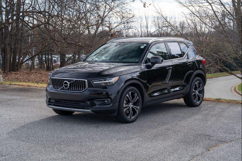 used 2020 Volvo XC40 car, priced at $22,990