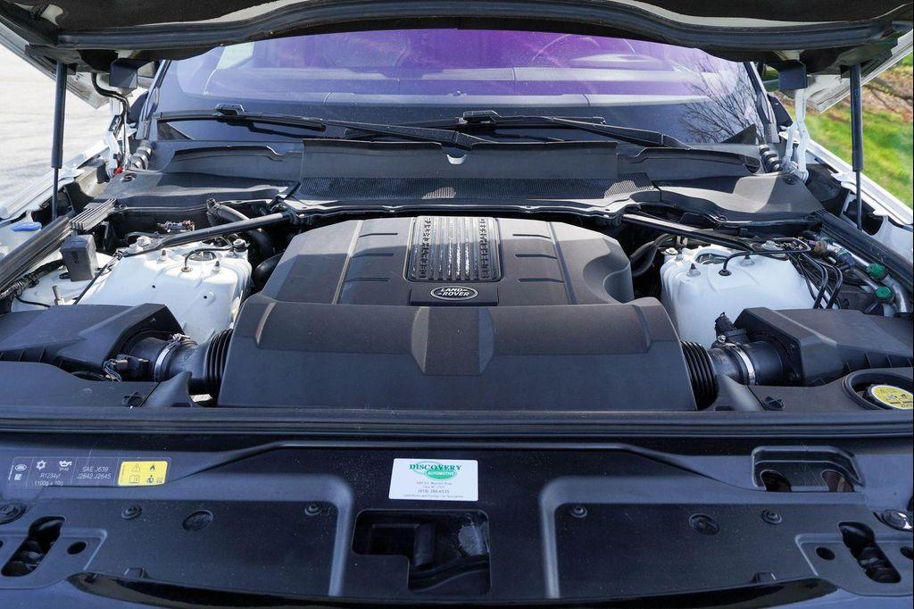 used 2018 Land Rover Discovery car, priced at $18,990