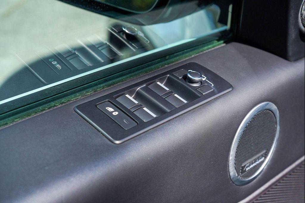 used 2018 Land Rover Discovery car, priced at $18,990