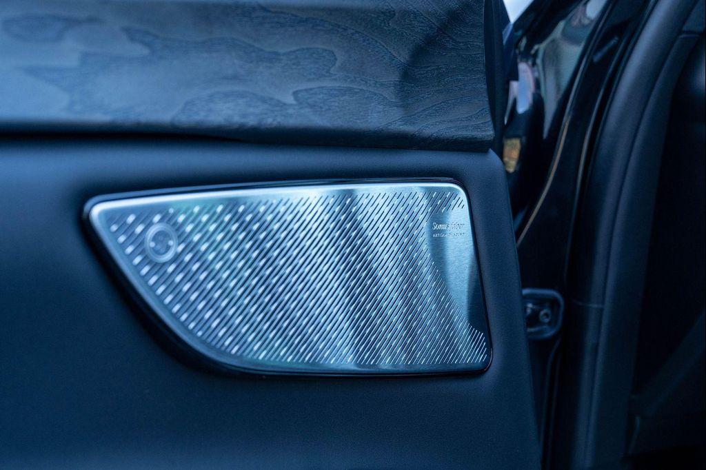 new 2026 Maserati Grecale car, priced at $95,795