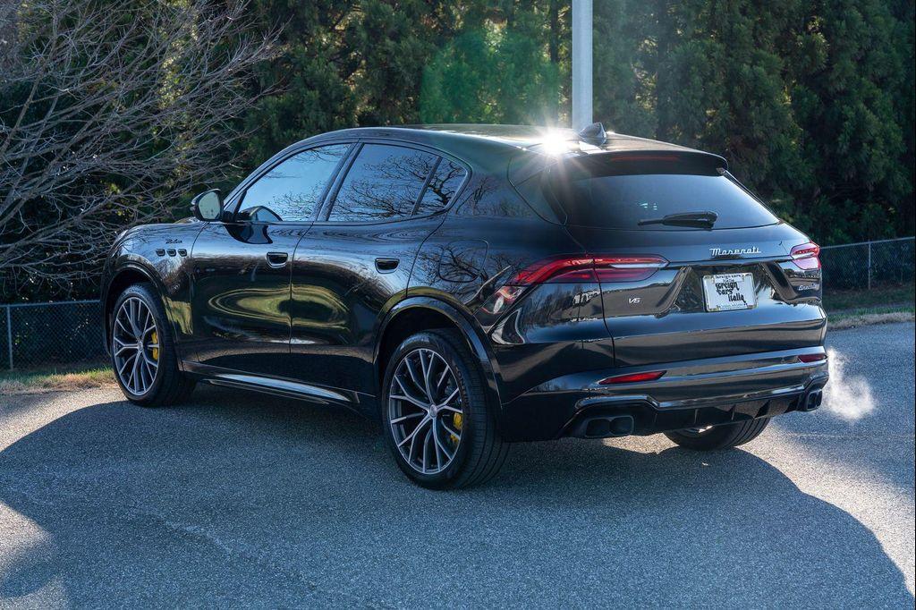 new 2026 Maserati Grecale car, priced at $95,795